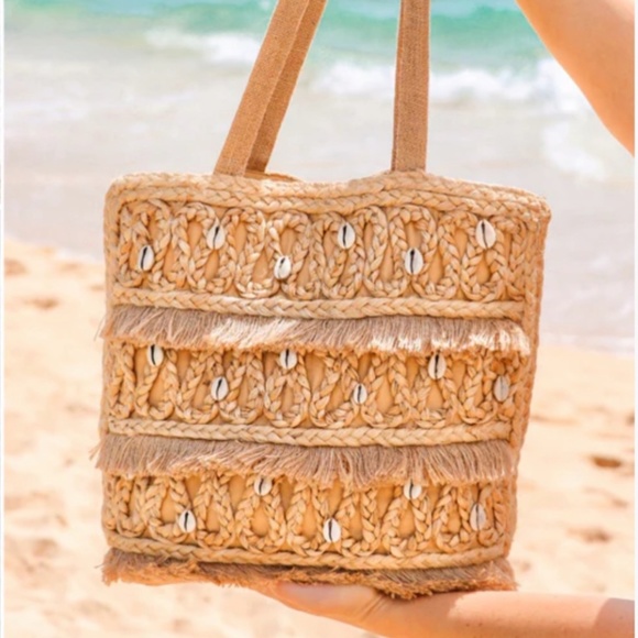 π ISLA Jute Handmade Seashell Tote by Salt + Umber πHost Pick!π - Picture 5 of 9